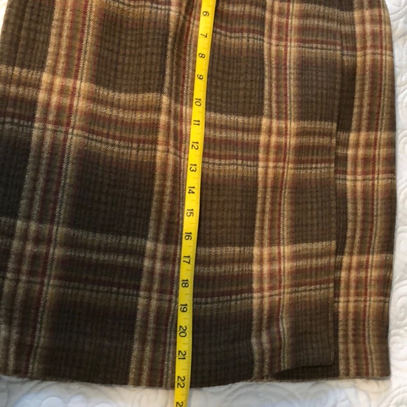 Skirt - Picture 2 of 5